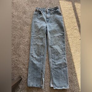 Abercrombie The 90’s Relaxed Hi Rise Split Hem